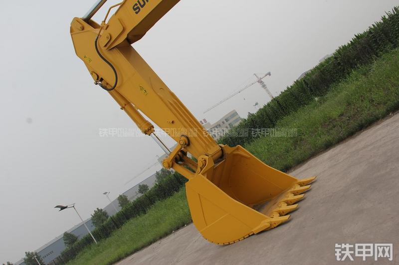 住友SH480-5挖掘机局部