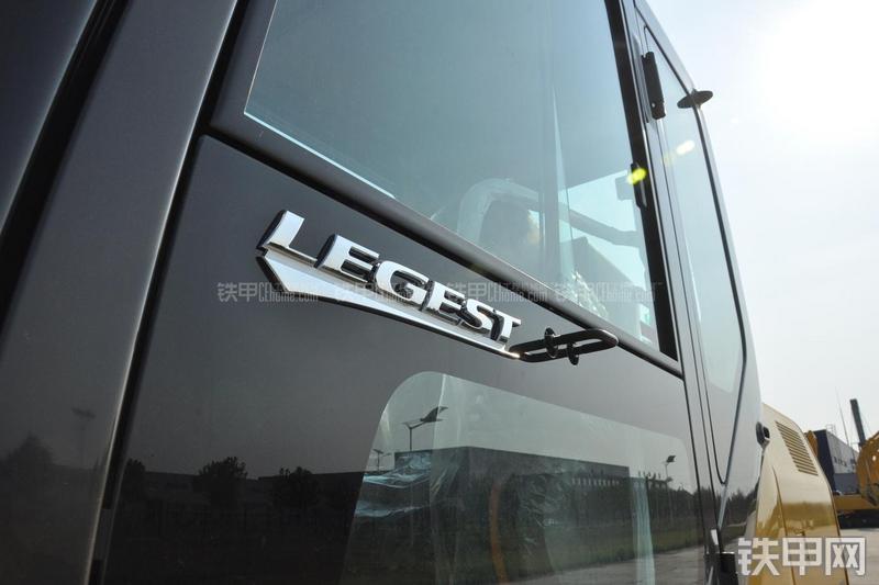 住友SH480-5挖掘机局部