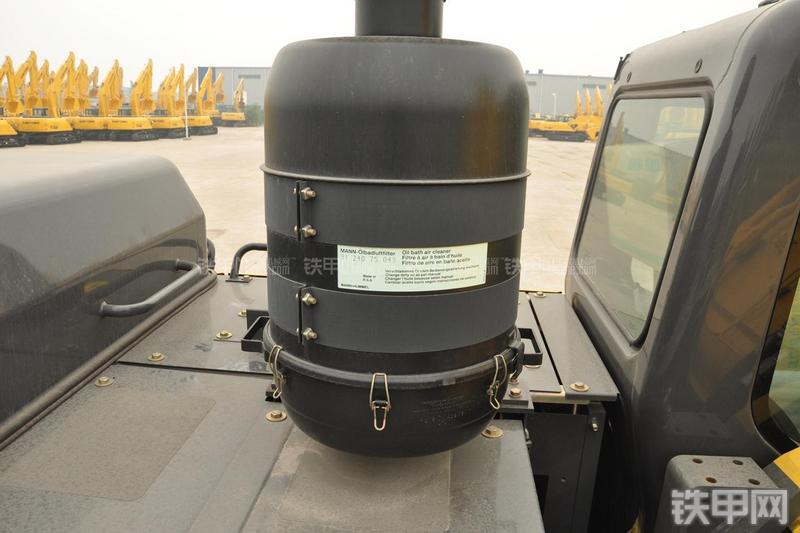 住友SH480-5挖掘机局部