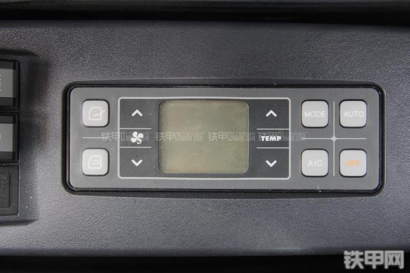 现代R150W-9挖掘机局部