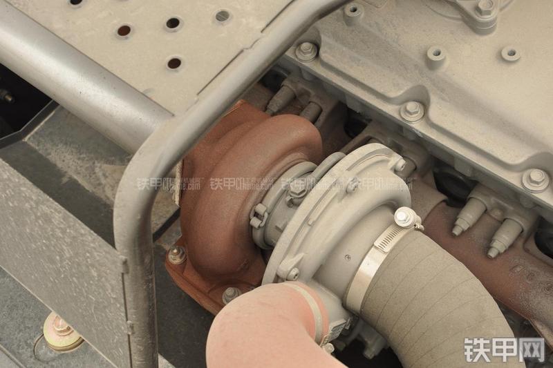 住友SH480-5挖掘机局部