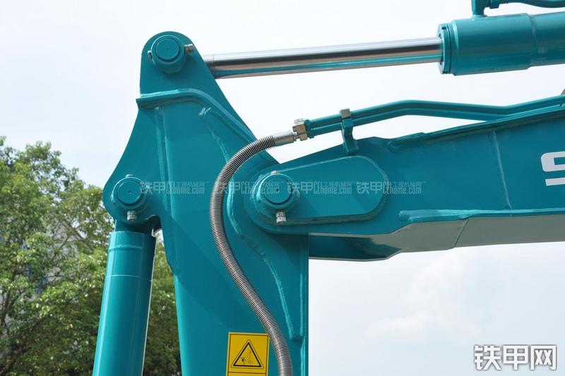 山河智能SWE70E挖掘机局部