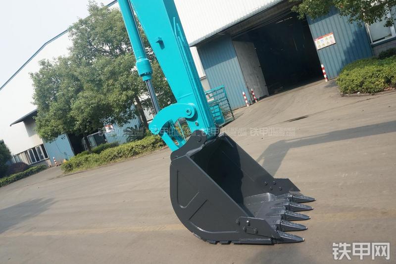 山河智能SWE150E挖掘机局部