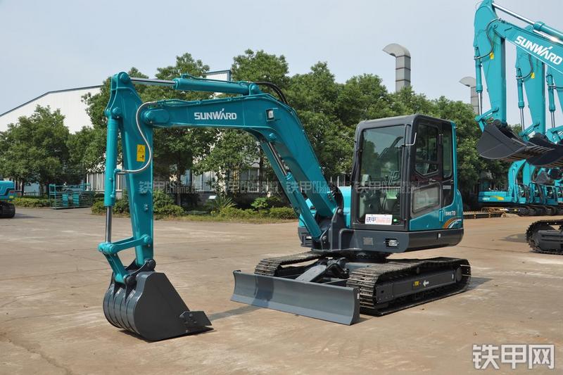 山河智能SWE70E挖掘机整机外观