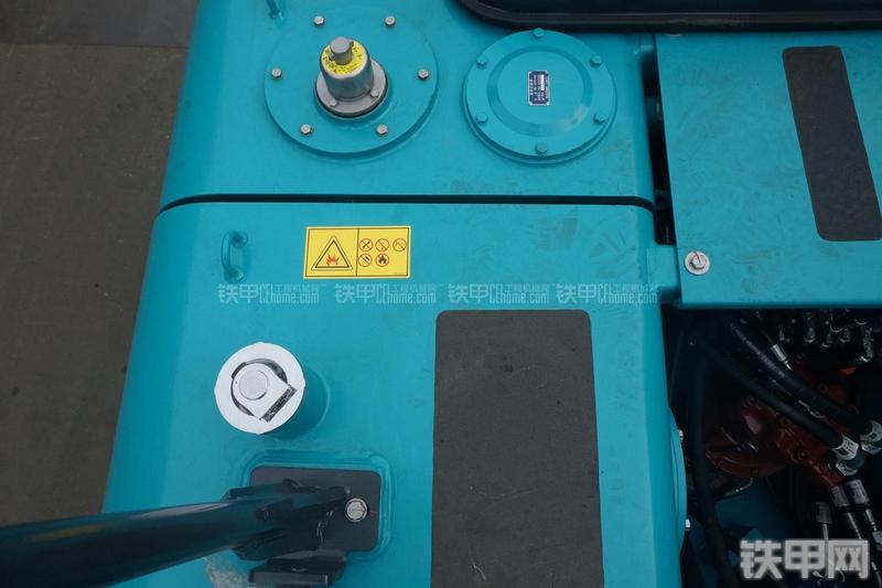 山河智能SWE150E挖掘机局部