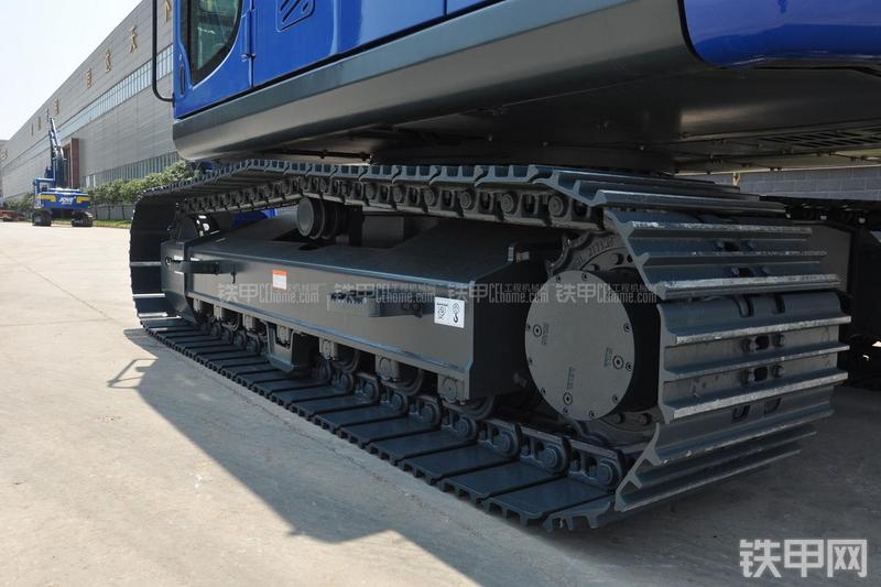 恒天九五JV150五十铃挖掘机局部