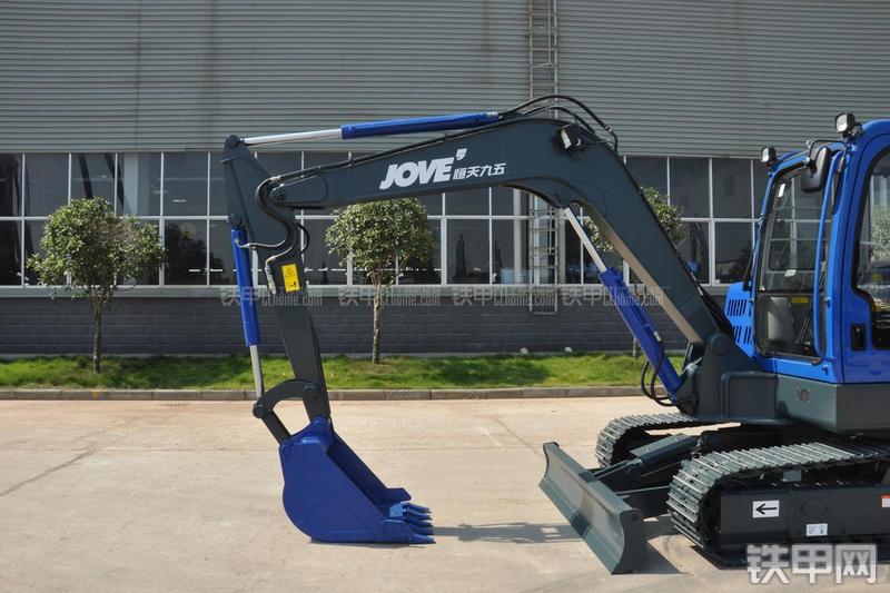 恒天九五JV70-7挖掘机局部