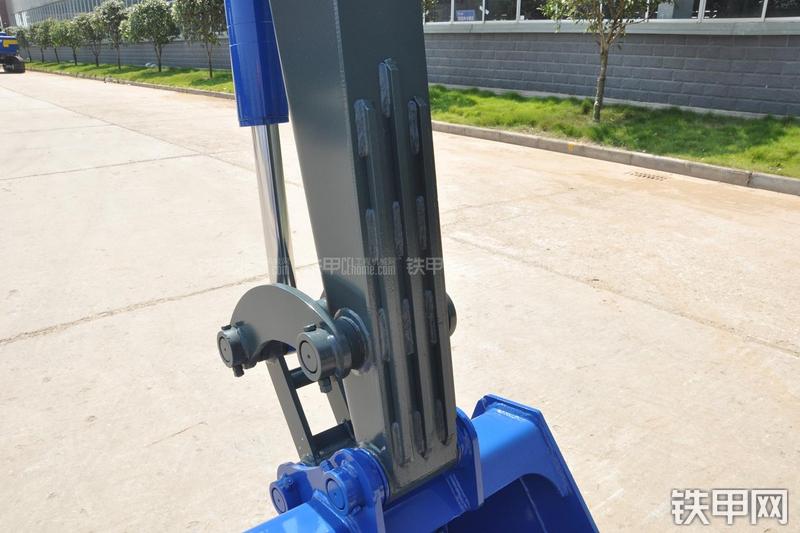 恒天九五JV70-7挖掘机局部