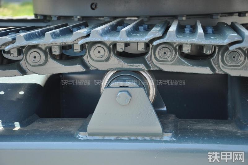 恒天九五JV70-7挖掘机局部