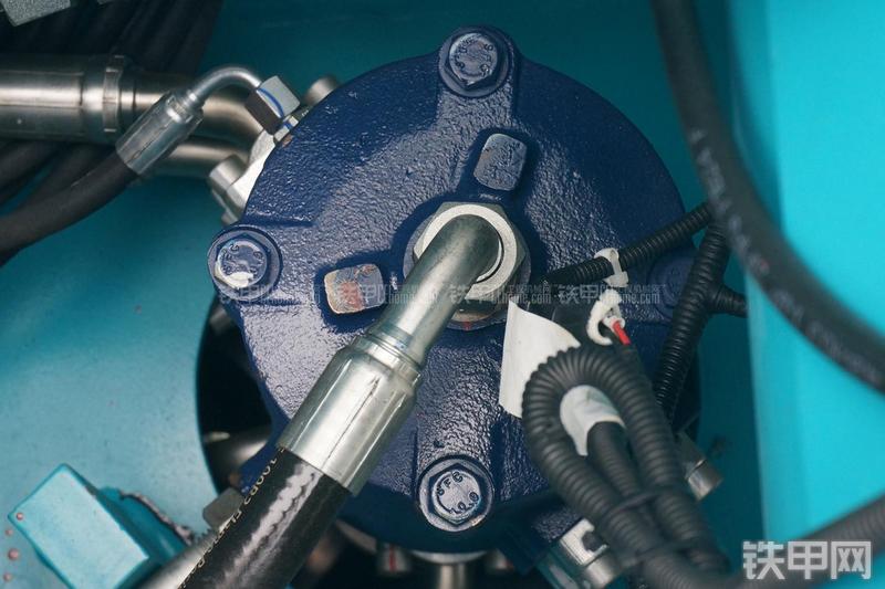 山河智能SWE150E挖掘机局部