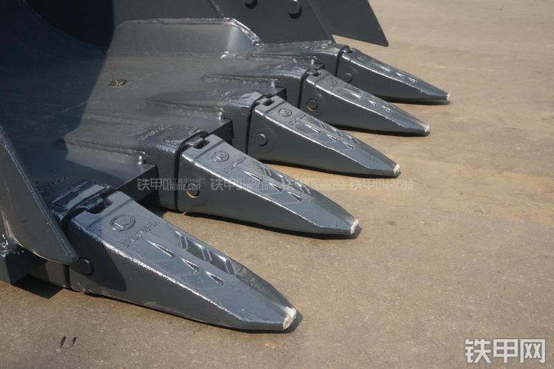 山河智能SWE150E挖掘机局部