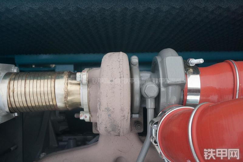 山河智能SWE150E挖掘机局部