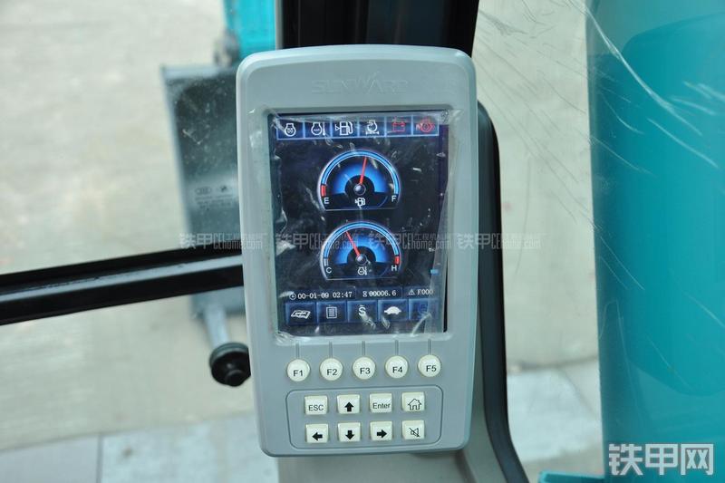 山河智能SWE150E挖掘机局部