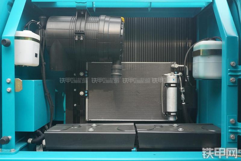 山河智能SWE150E挖掘机局部