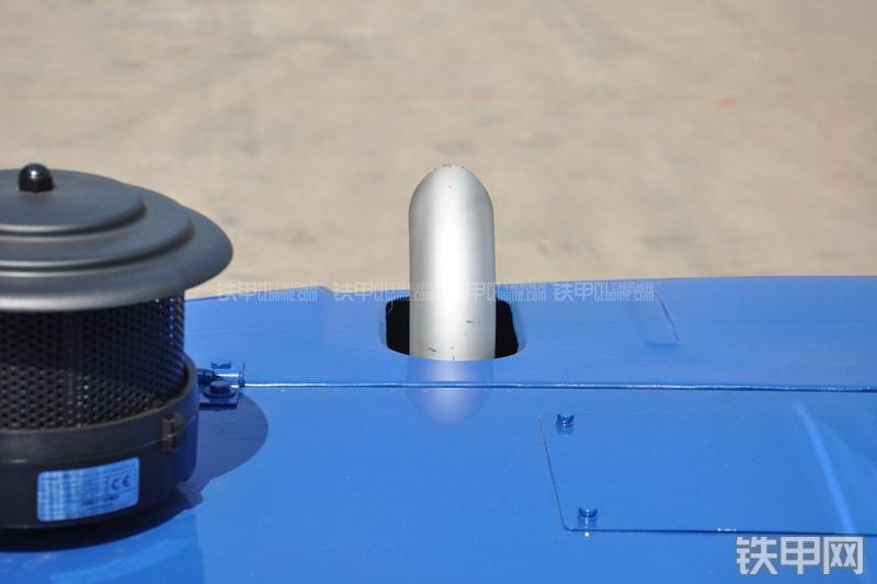 恒天九五JV70-7挖掘机局部