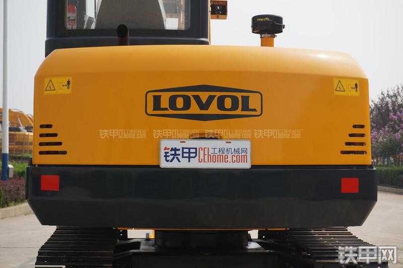 雷沃重工FR60挖掘机局部