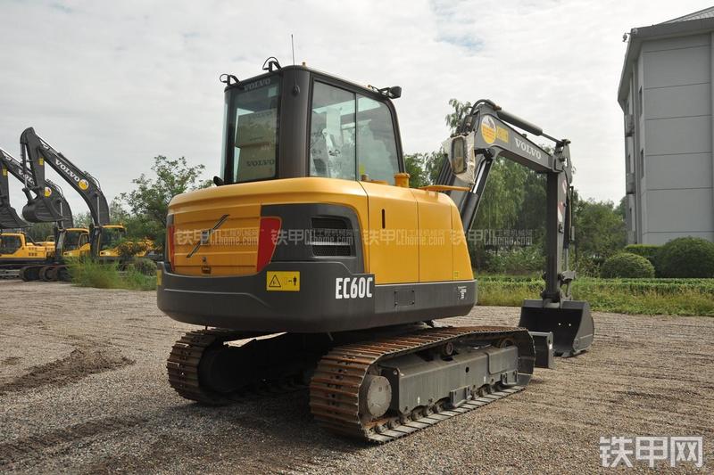 沃尔沃EC60C挖掘机整机外观