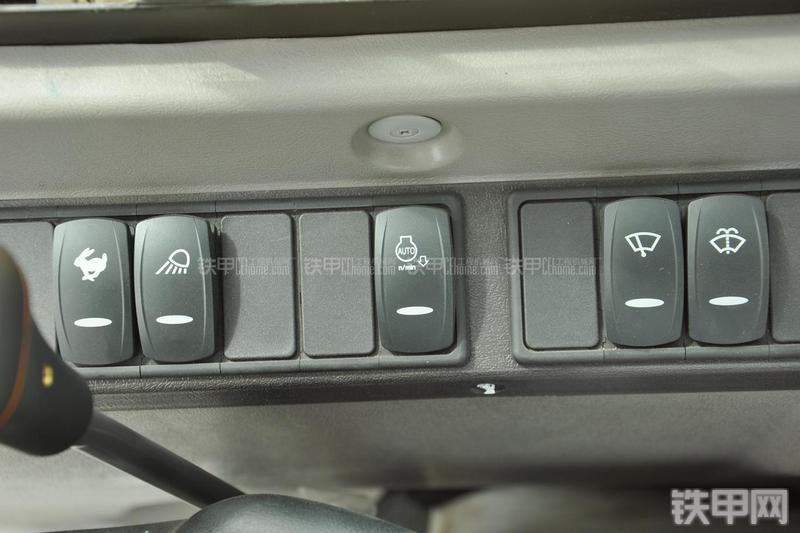 沃尔沃EC60C挖掘机局部