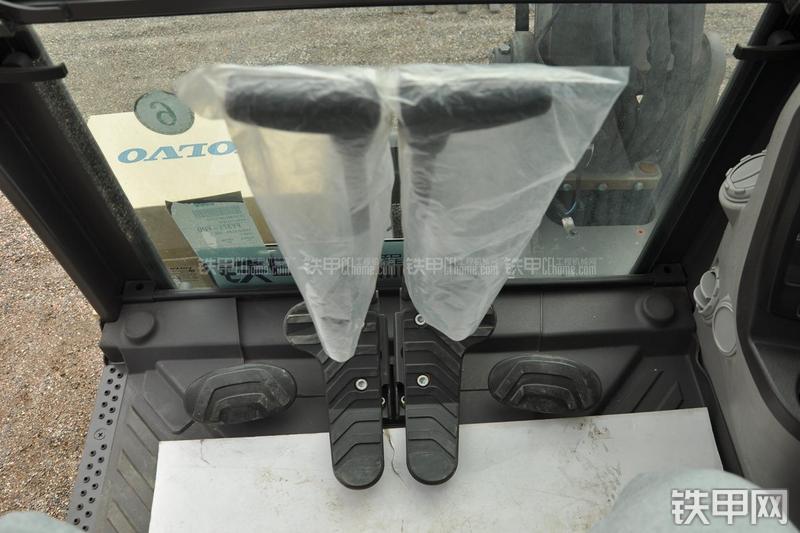 沃尔沃EC60C挖掘机局部