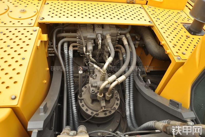 沃尔沃EC290BLC挖掘机局部