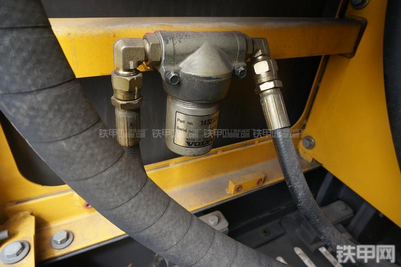 沃尔沃EC460BLC挖掘机局部