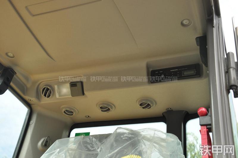 沃尔沃EC60C挖掘机局部