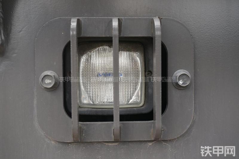 沃尔沃EC460BLC挖掘机局部