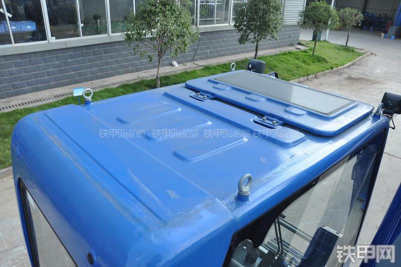 恒天九五JV235LC五十铃挖掘机局部