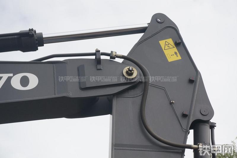 沃尔沃EC460BLC挖掘机局部