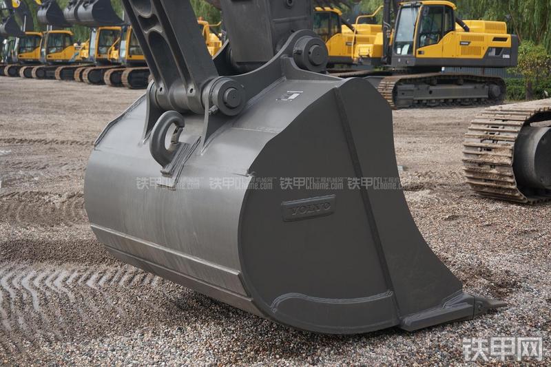 沃尔沃EC460BLC挖掘机局部