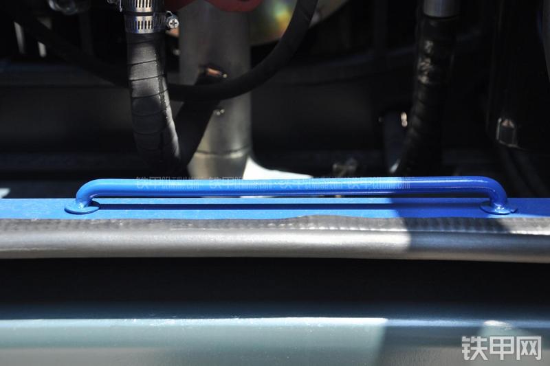 恒天九五JV150五十铃挖掘机局部