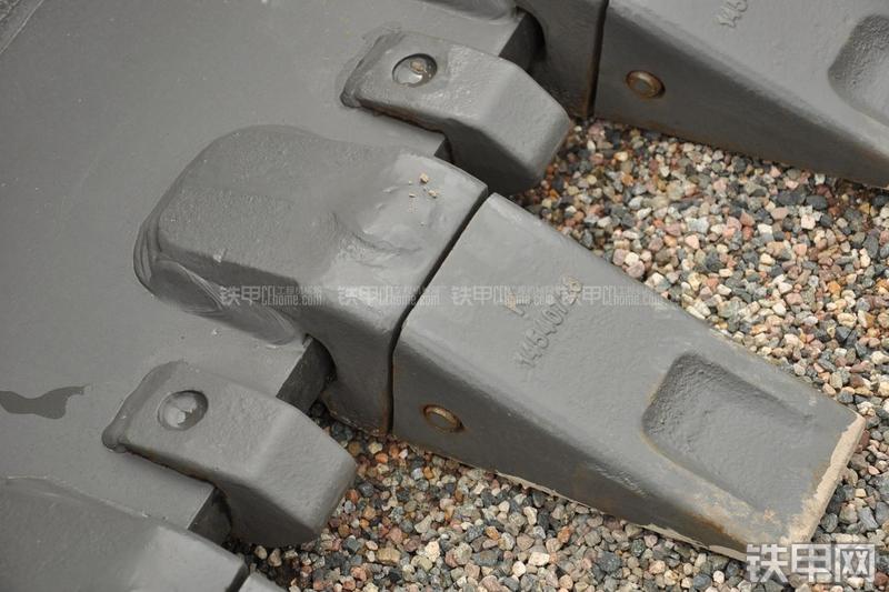 沃尔沃EC290BLC挖掘机局部