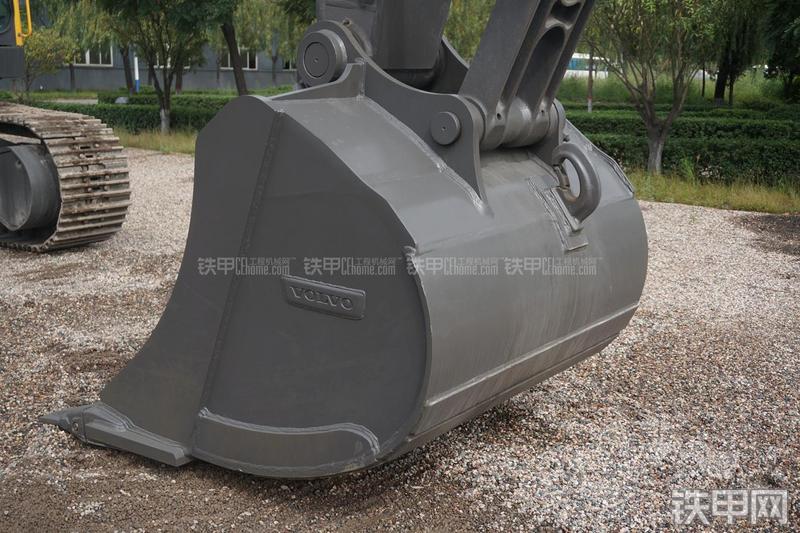 沃尔沃EC460BLC挖掘机局部