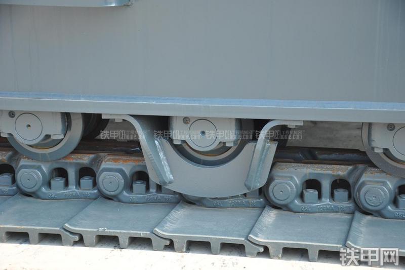 恒天九五JV235LC五十铃挖掘机局部