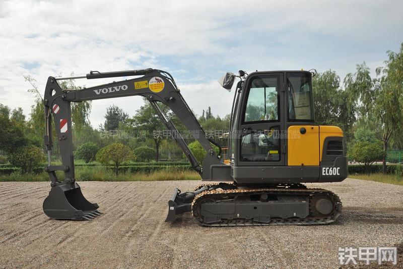 沃尔沃EC60C挖掘机整机外观