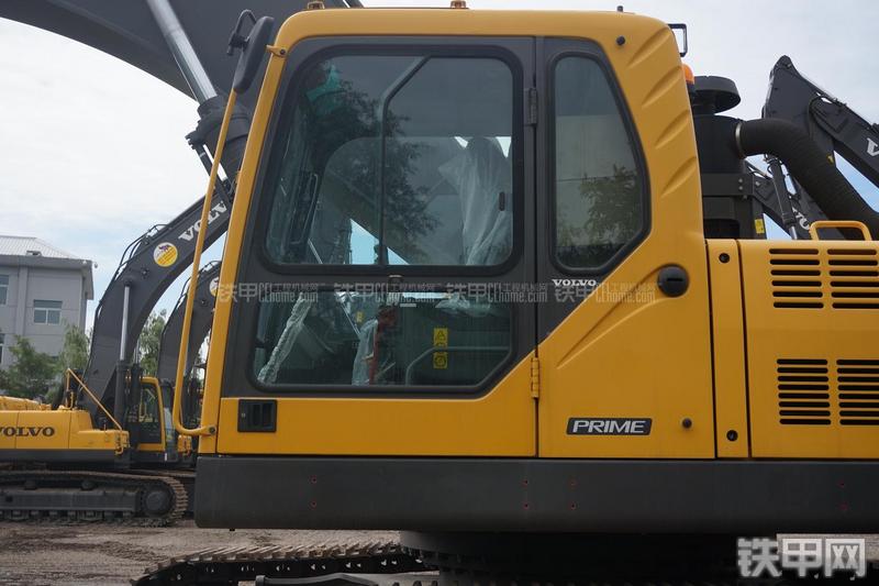 沃尔沃EC460BLC挖掘机局部