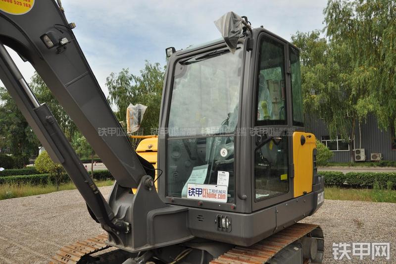 沃尔沃EC60C挖掘机局部