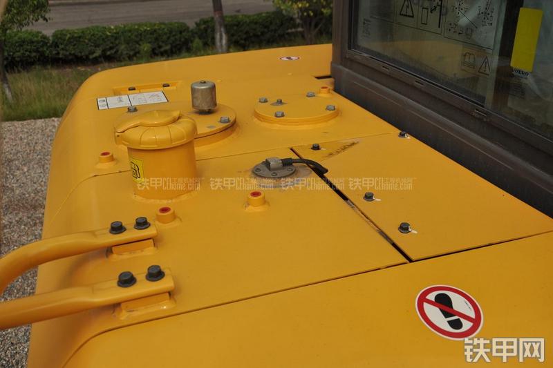 沃尔沃EC60C挖掘机局部