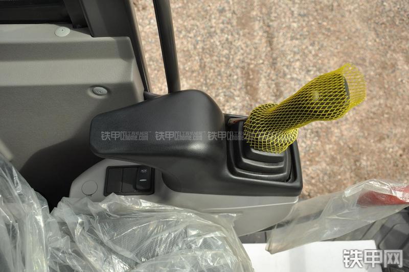 沃尔沃EC60C挖掘机局部