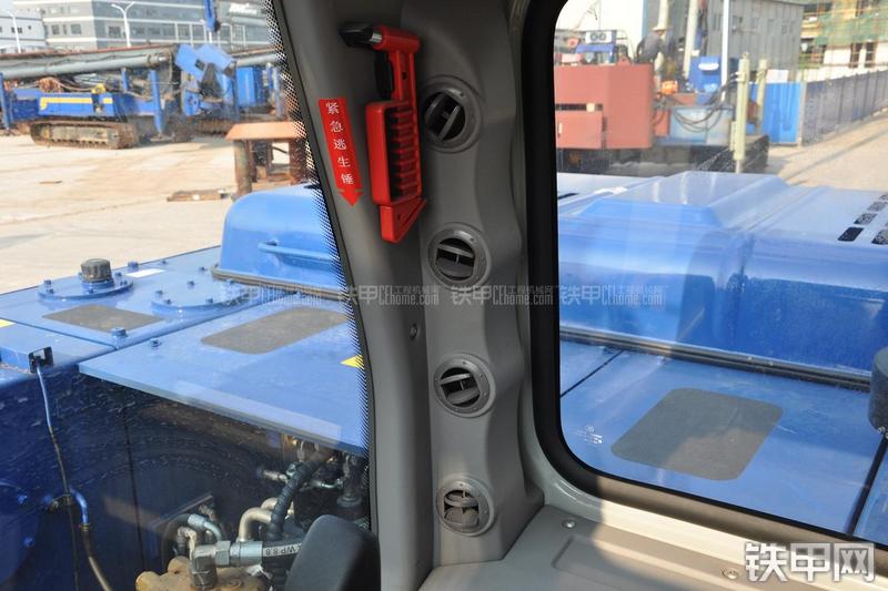 恒天九五JV235LC五十铃挖掘机局部