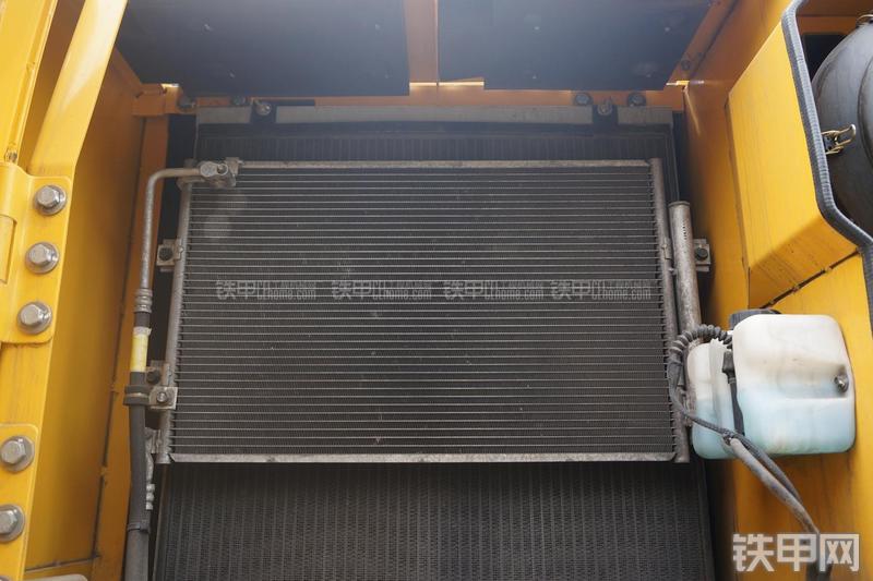 沃尔沃EC460BLC挖掘机局部