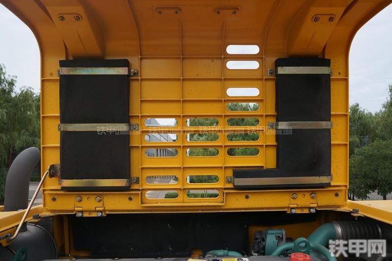 沃尔沃EC460BLC挖掘机局部