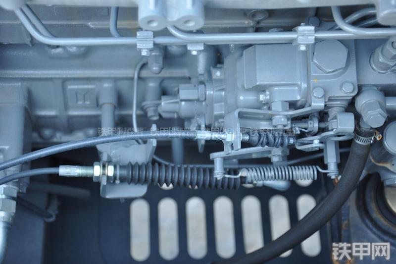 恒天九五JV235LC五十铃挖掘机局部