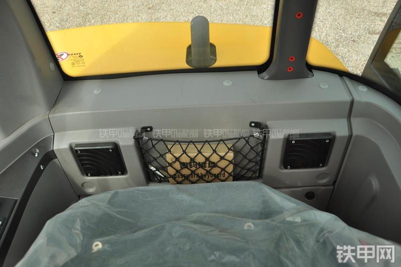 沃尔沃EC60C挖掘机局部