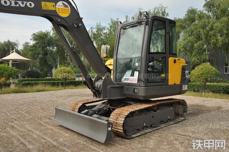 沃尔沃EC60C挖掘机局部