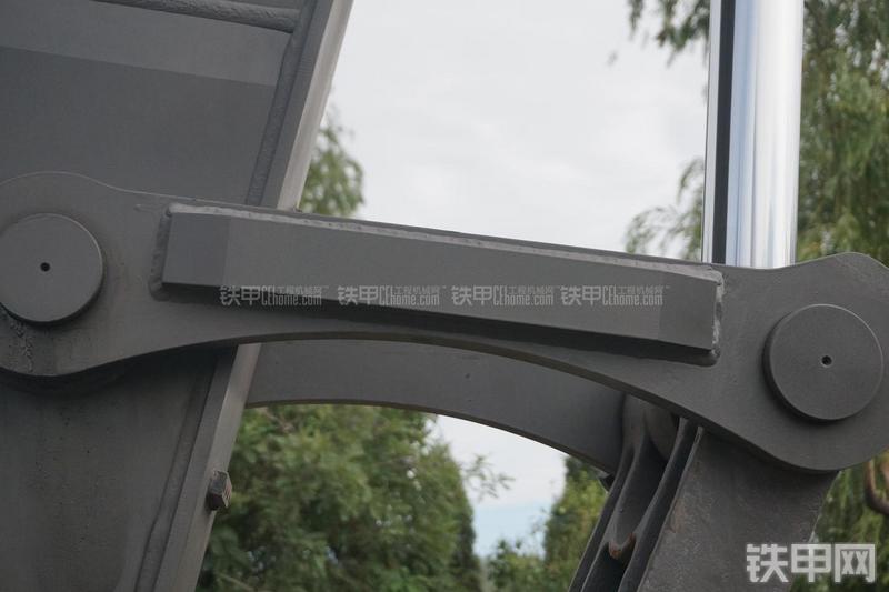 沃尔沃EC460BLC挖掘机局部