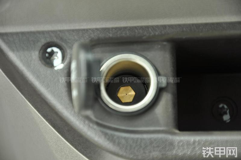 沃尔沃EC60C挖掘机局部