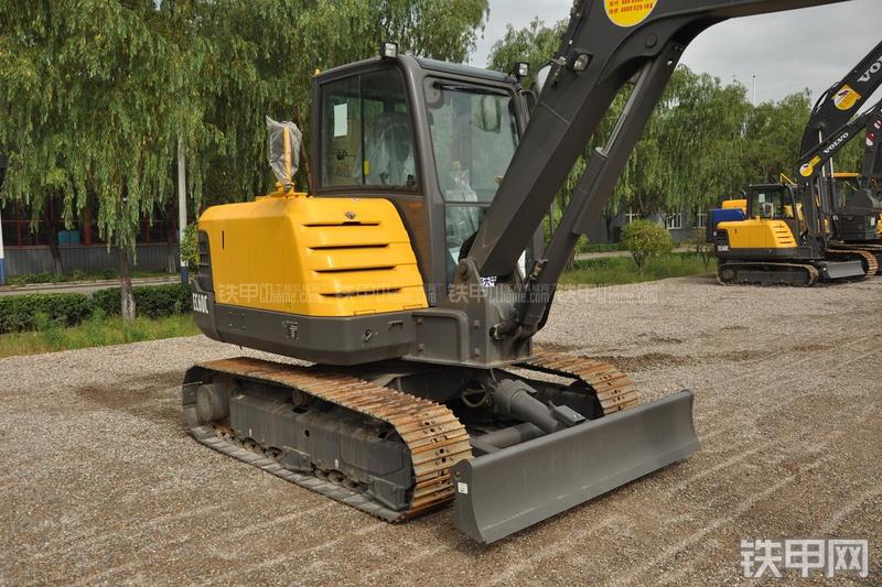 沃尔沃EC60C挖掘机局部