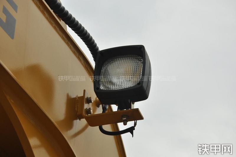 柳工CLG906D挖掘机局部