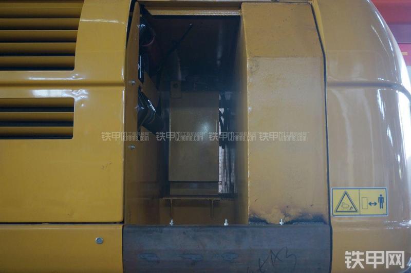 恒天九五JVR280D旋挖钻局部